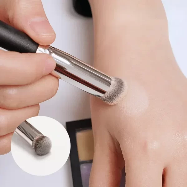 Premium Contour Foundation Concealer Brush